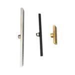 Salle de douche à grand déplacement en acier inoxydable avec siphon de sol à grille à trous rectangulaires